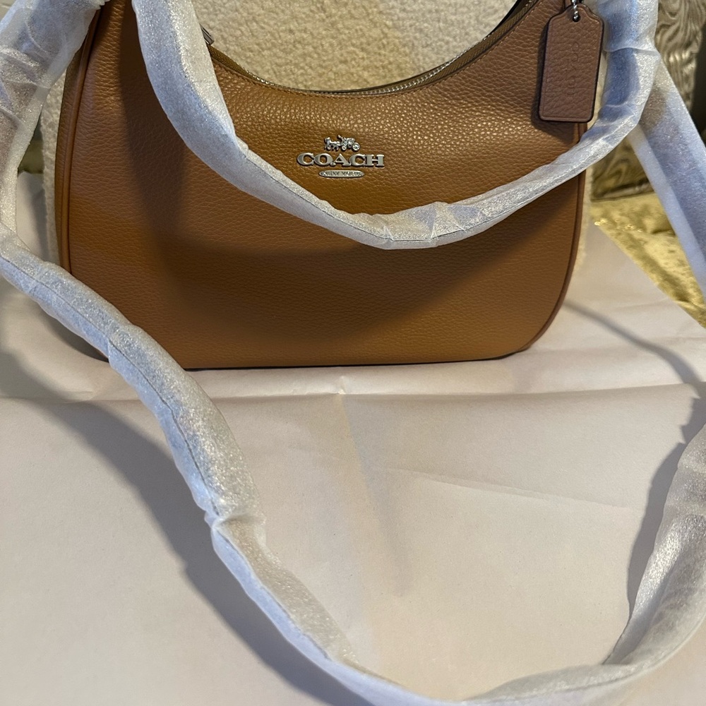 NWT! Coach Teri Hobo Bag # CJ517 - Picture 6 of 16